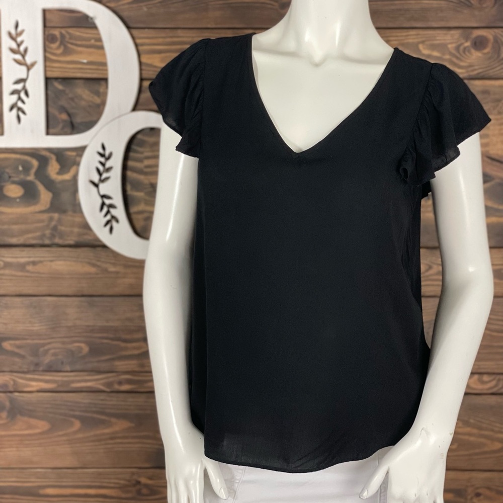 Old Navy | V-Neck Elegant Black V-Neck Top Flutter Ruffle Short Sleeves‎